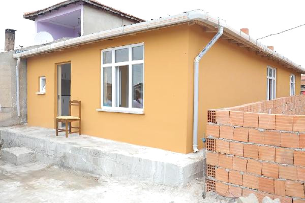 6 Kişilik Ailenin Harabe Evi Yenilendi