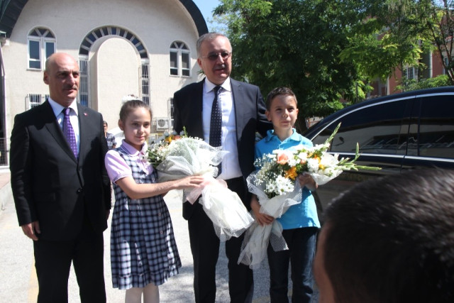 Edirne’de 56 Bin 91 Öğrenci Karne Heyecanı Yaşadı