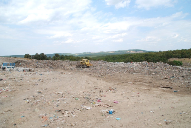 Saros’un Göbeğine Dökülen Çöpler Toplanıyor