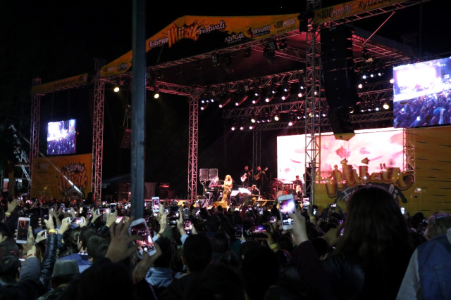 Edirne’de Yıldız Tilbe Rüzgarı