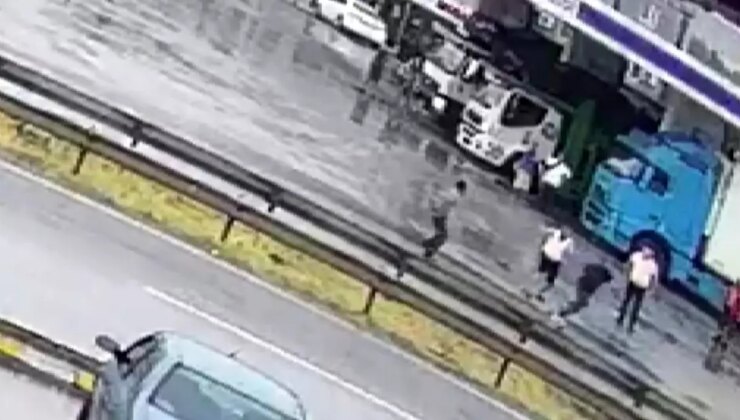 Edirne Kapıkule Hudut Kapısı’nda Bıçaklı Hengame: Bir Şoför Yaralandı