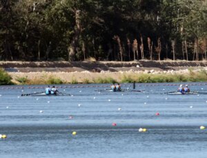 Edirne’de 23 Yaş Altı Avrupa Kürek Şampiyonası’nda Yarı Final Yarışları Başladı