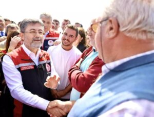 Edirne’de Çeltik Hasat Şenliği’nde Bakan ve Çiftçi Arasında Samimi Diyalog