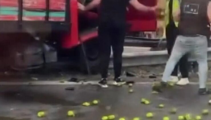 TEM Otoyolu’nda Meyve Zerzevat Yüklü Kamyonetin Kazası