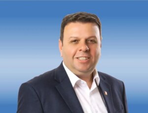 CHP Edirne Milletvekili Ediz Ün Partisinden İstifa Etti