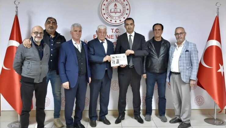 Edirne Kültür Derneği Başkanı Eğitim Müdürü’nü Ziyaret Etti