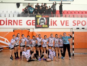 Edirne Kültür Sanat ve Doğa Sporları Kulübü Birinci Maçında Galip Geldi