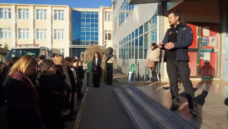 Trakya Üniversitesinde Doğal Afet Şuuru Standı