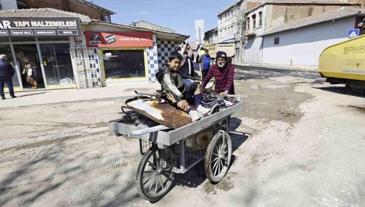 Edirne’de 23 Nisan’da farklı bir gün: Biri eğlendi biri çalıştı