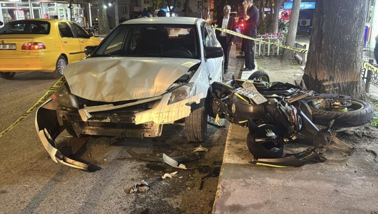 Edirne’de arabayla çarpışan motosikletteki 2 kişi yaralandı