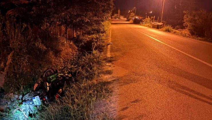 Alkollü motosiklet şoförü kaza yaptı: Hayati tehlikesi bulunuyor