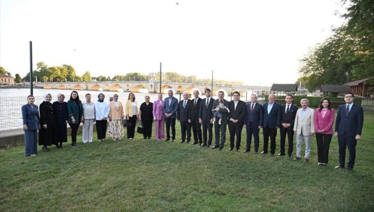 Edirne’de misyon yeri değişen mülki yönetim amirlerine veda programı