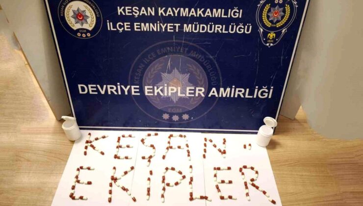 Keşan’da polisin arama yaptığı meskende 120 adet sentetik ecza ele geçirildi